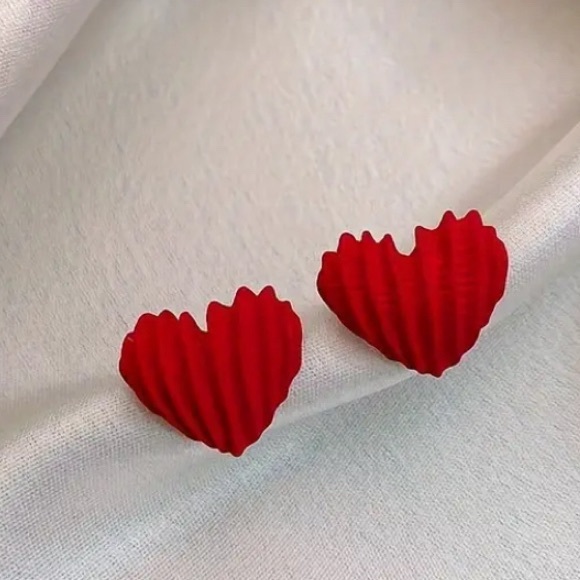 Jewelry - ❤️Red Love Heart Stud Earrings Valentines Day Special